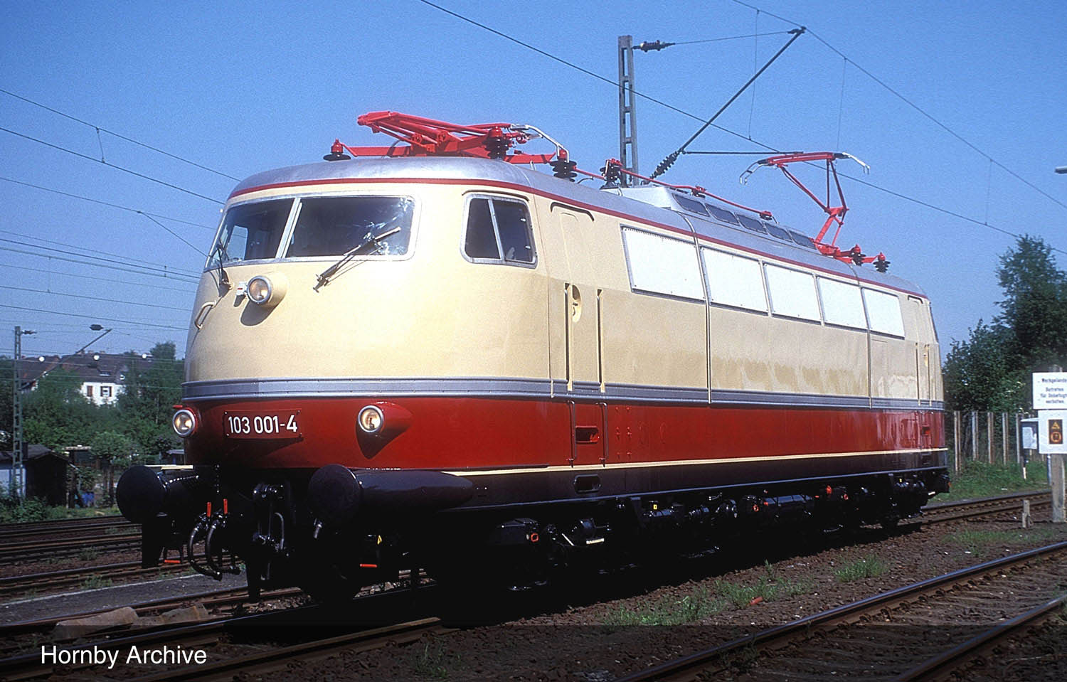 021-HN2563 - N - DB, E-Lok E 03 001 in beige/roter Lackierung, Ep. III